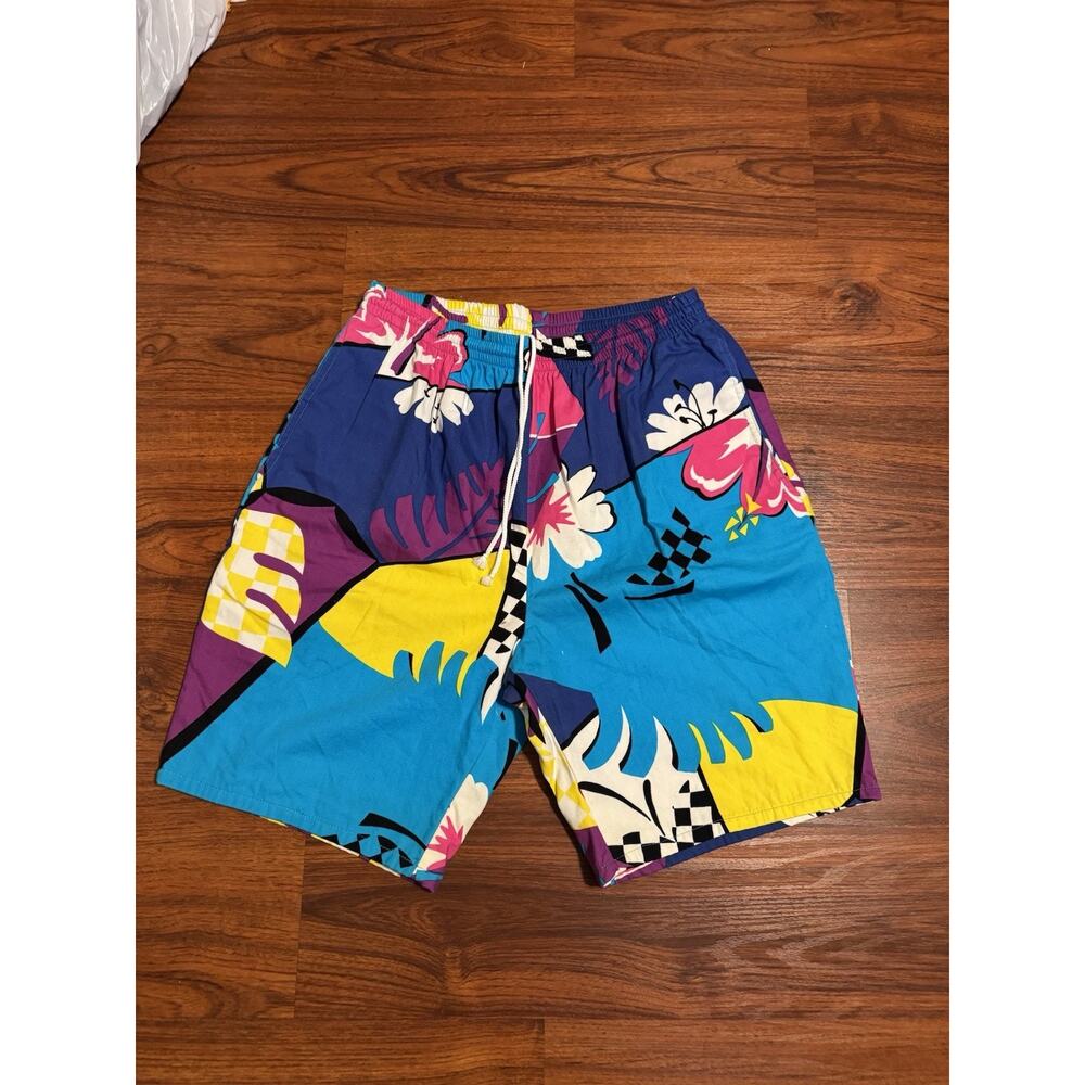 Vintage Barefoot In Paradise Hawaiian Floral Shorts Made In USA Mens Large